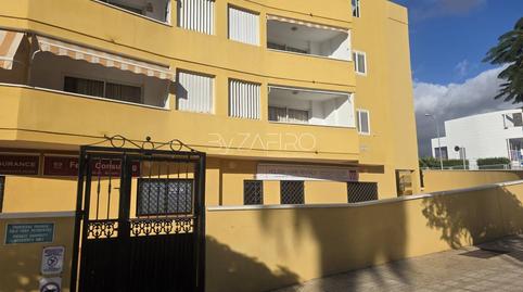 Foto 2 de Apartament en venda a Calle Hermano Pedro de Bethencourt, Los Cristianos, Arona