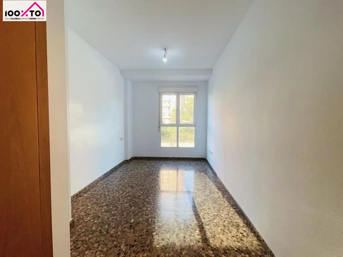 Habitación de Piso en venta en Paterna con Trastero y Balcón