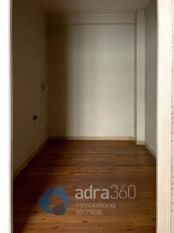 Local comercial de lloguer a General Vara De Rey, imagen 41