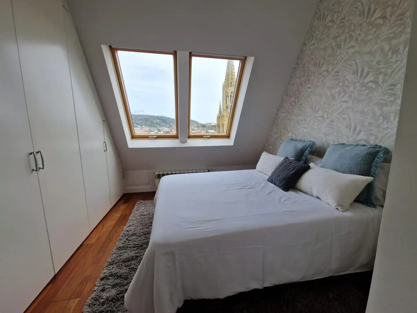 Dormitori de Apartament de lloguer en Donostia - San Sebastián  amb Aire condicionat, Calefacció i Moblat