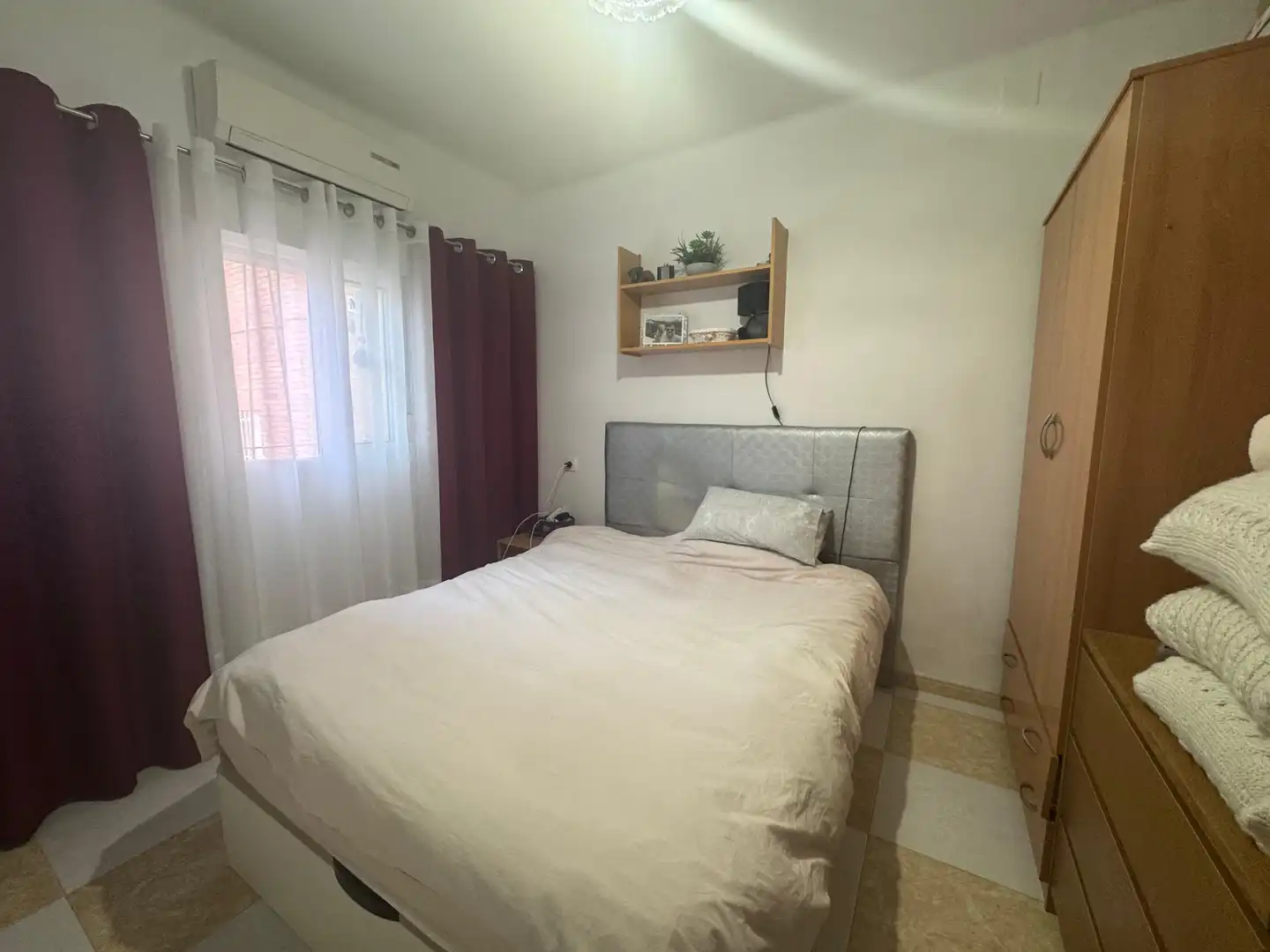 Bedroom of Flat for sale in Sevilla
