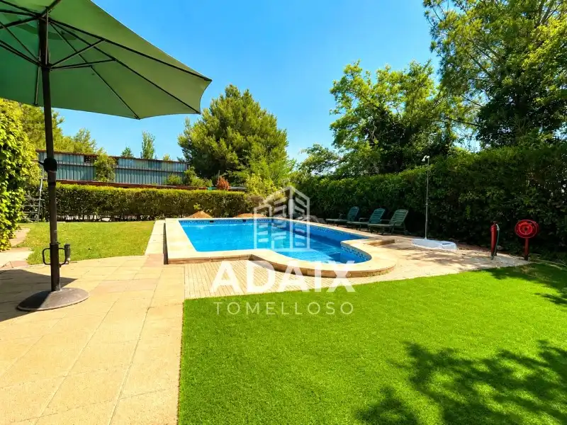 Piscina de Finca rústica en venta en Argamasilla de Alba con Aire acondicionado y Piscina