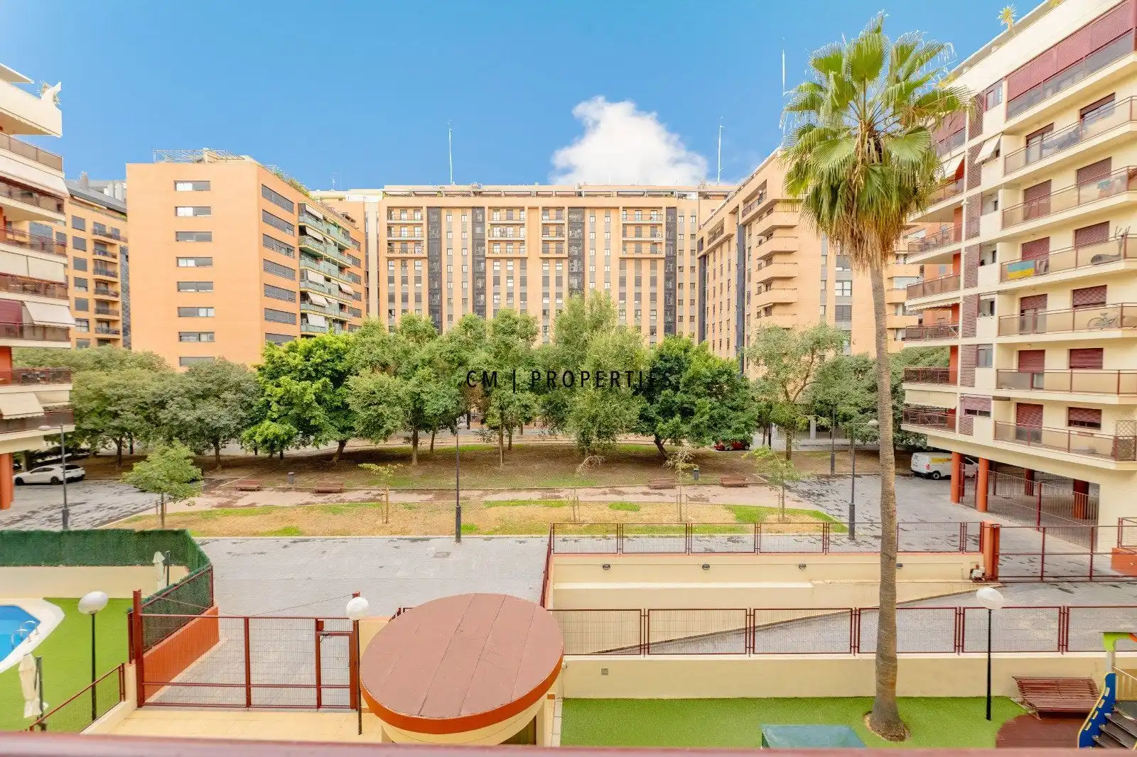 Exterior view of Flat for rent in Valencia  with Air Conditioner, Heating and Terrace