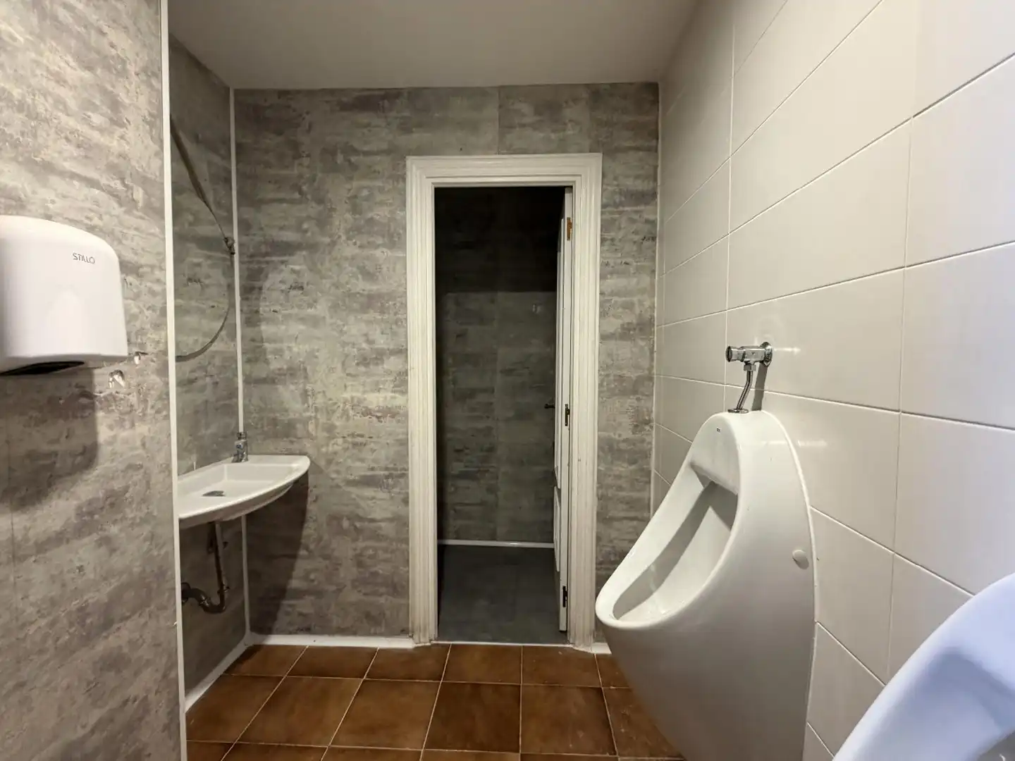 Baño de Local de alquiler en Donostia - San Sebastián 