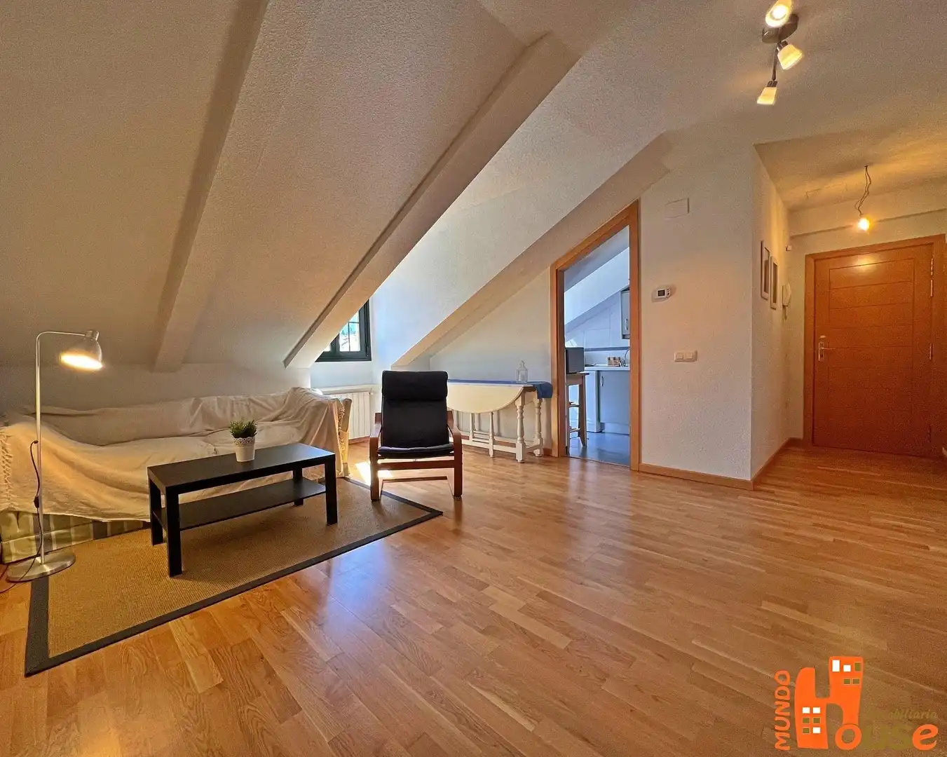 Sala de estar de Ático en venta en Real Sitio de San Ildefonso con Calefacción
