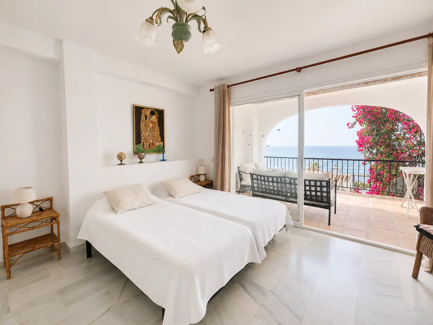 Dormitori de Apartament de lloguer en Mijas amb Jardí privat, Terrassa i Traster