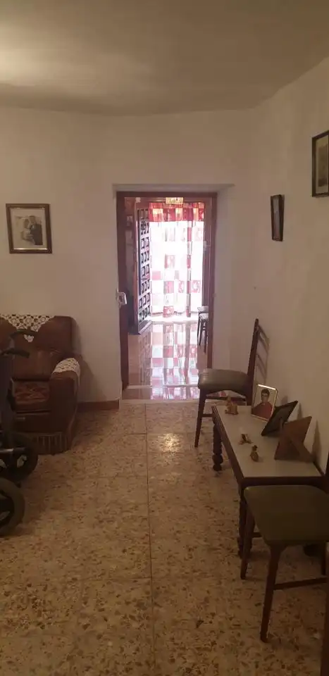 Houses for sale in Saelices  with Heating and Furnished
