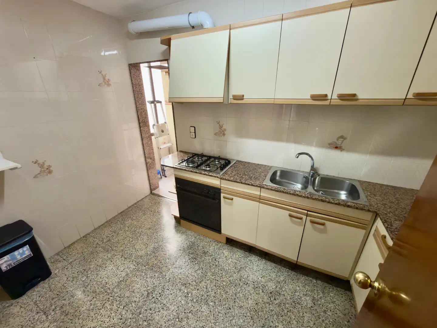 Flat with balcony for sale in Carrer de Rius i Taulet, imagen 6