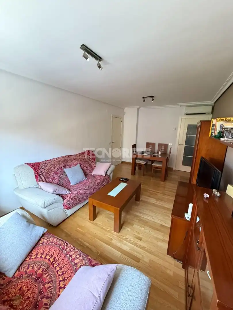 Living room of Flat for sale in Madrid  with Air Conditioner, Heating and Terrace