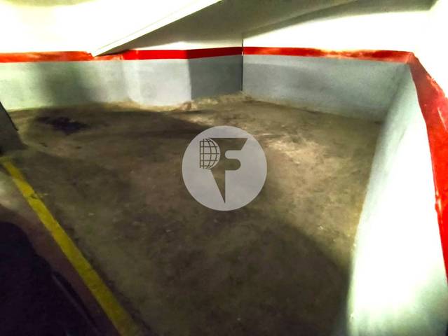 Garaje en Venta en Ca n'Aurell