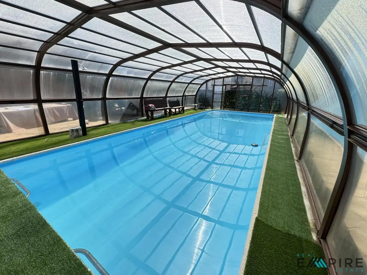 Piscina de Casa o xalet en venda en Serranillos del Valle amb Aire condicionat, Calefacció i Jardí privat
