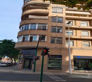 Foto 3 de Apartamento en venta en Josep Joaquim Landerer, 12, -1, Ciutat Universitària, Elche / Elx