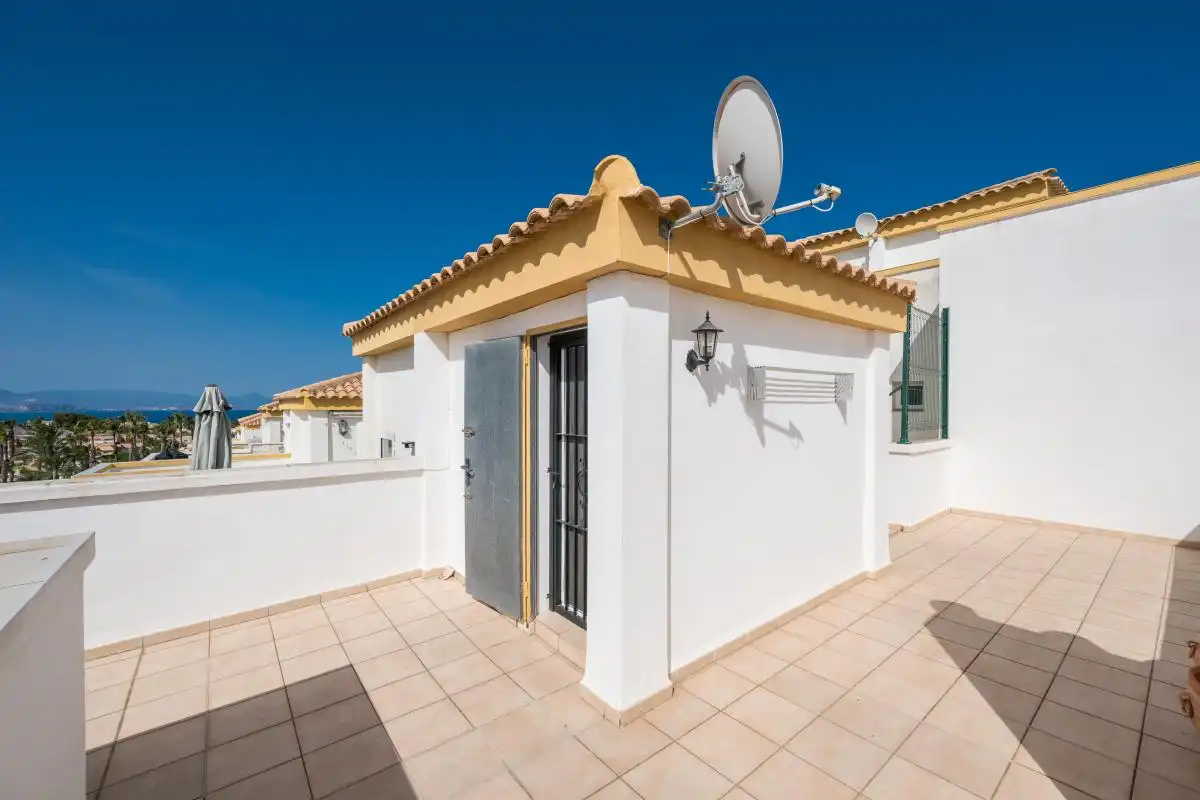 Einfamilien-Reihenhaus zum Verkauf in Avinguda D'Escandinàvia, Panorama - Sierramar