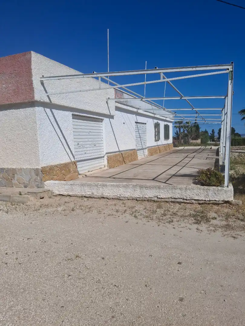 Außenansicht von Haus oder Chalet zum Verkauf in Elche / Elx