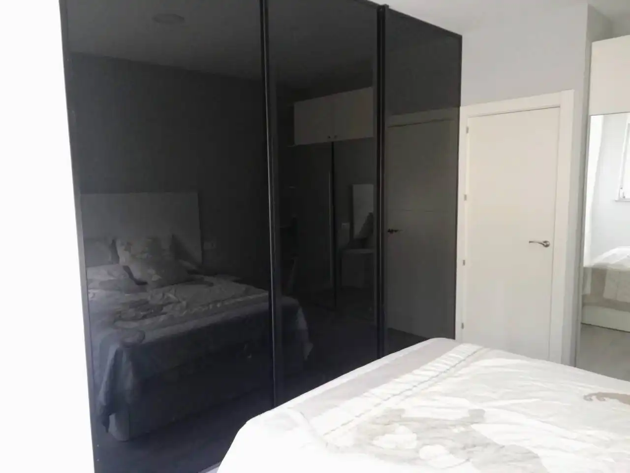Habitación de Apartamento de alquiler en Burgos con Calefacción, Terraza y Amueblado