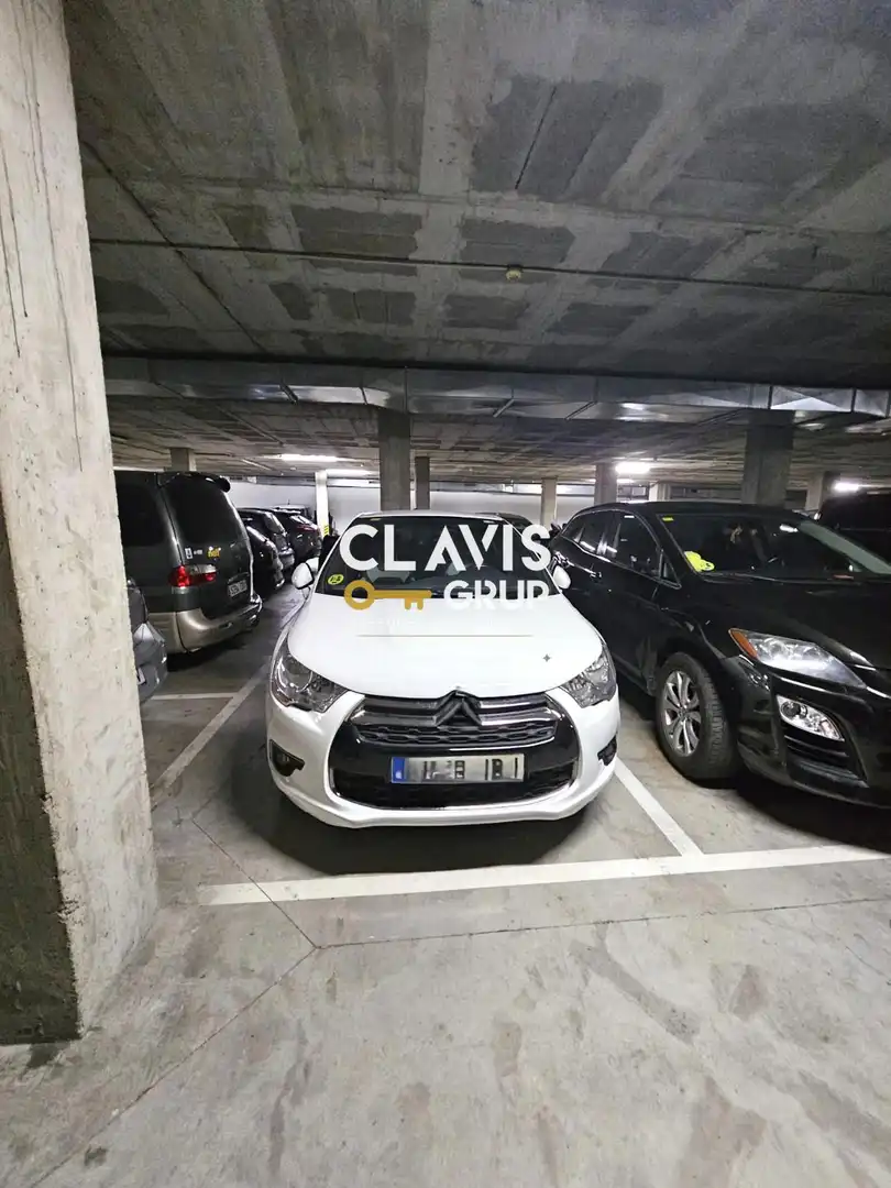 Parking of Garage for sale in Barcelona