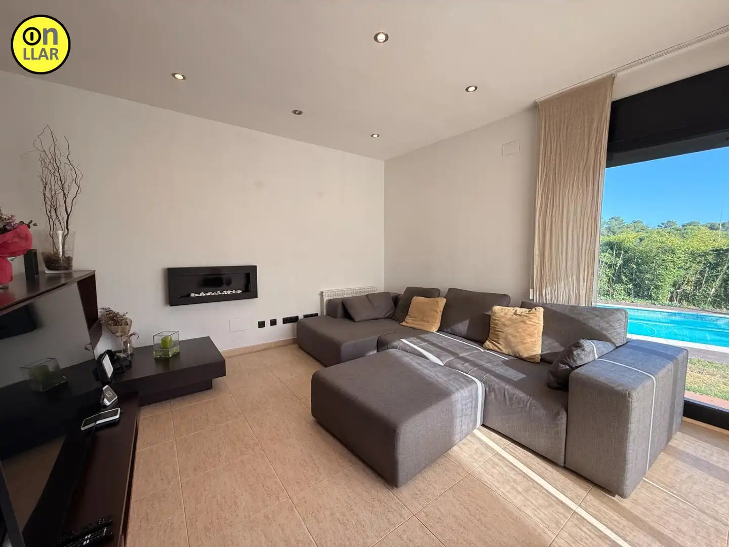 Sala de estar de Casa o chalet en venta en L'Ametlla del Vallès