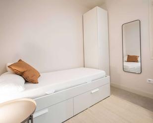 Bedroom of Flat to share in  Barcelona Capital  with Air Conditioner and Terrace