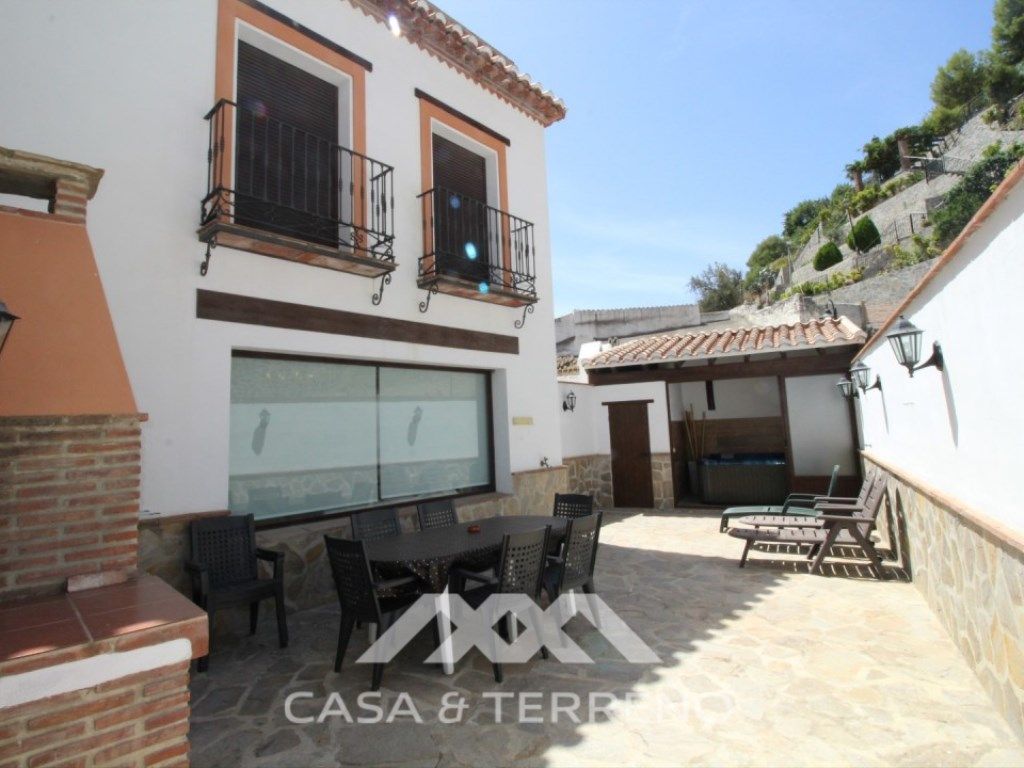 Terrassa de Casa adosada en venda en Salares amb Terrassa