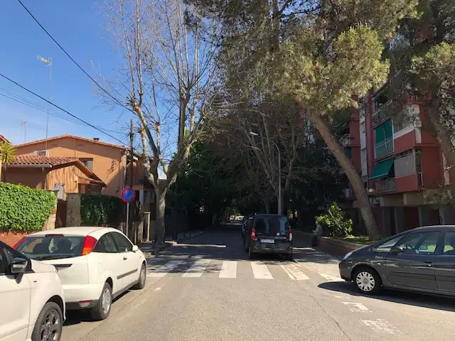 Vista exterior de Pis en venda en Cerdanyola del Vallès