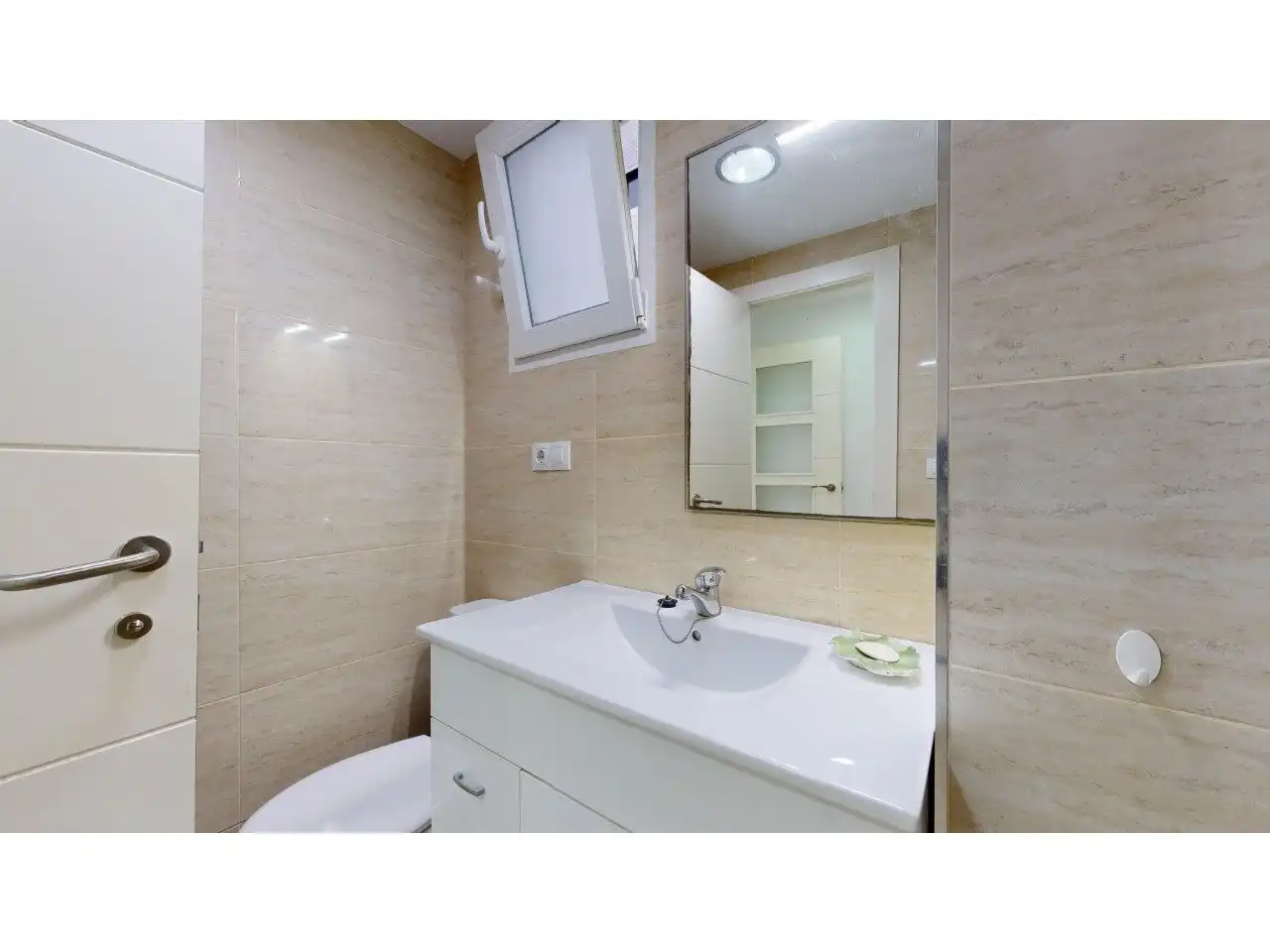 Baño de Piso en venta en Valencia con Jardín privado