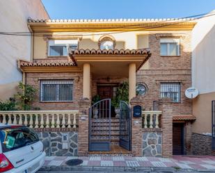 Vista exterior de Casa o xalet en venda en Armilla amb Aire condicionat