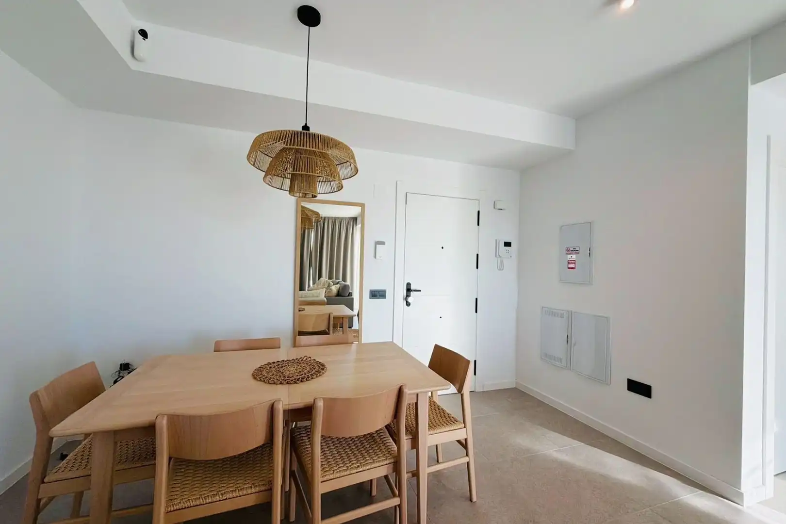 Menjador de Apartament de lloguer en Fuengirola amb Balcó