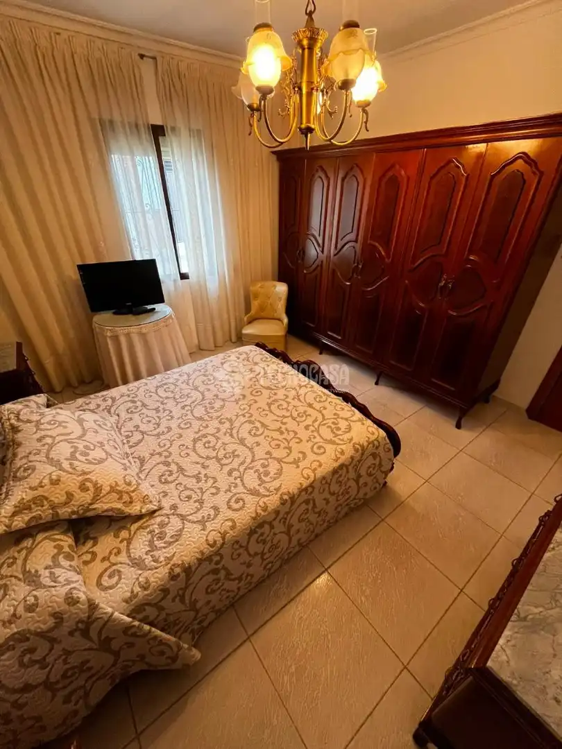 Schlafzimmer von Einfamilien-Reihenhaus zum Verkauf in Puertollano