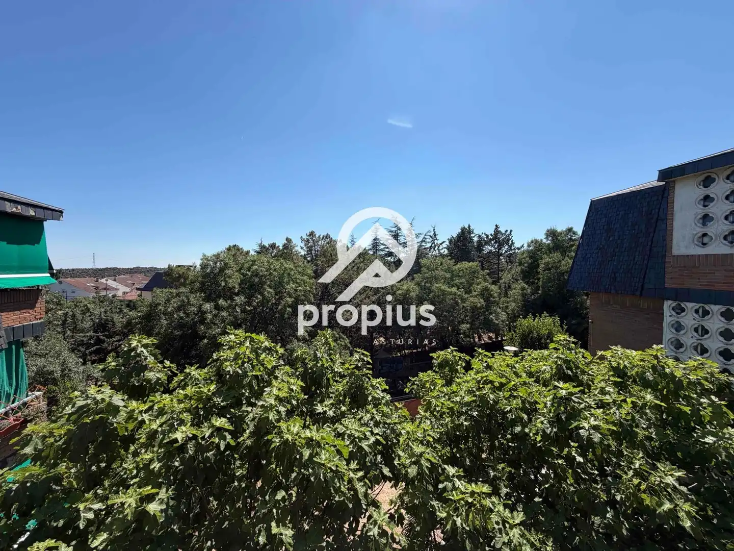 Piso en venta en Hoyo de Manzanares con Calefacción, Parquet y Terraza