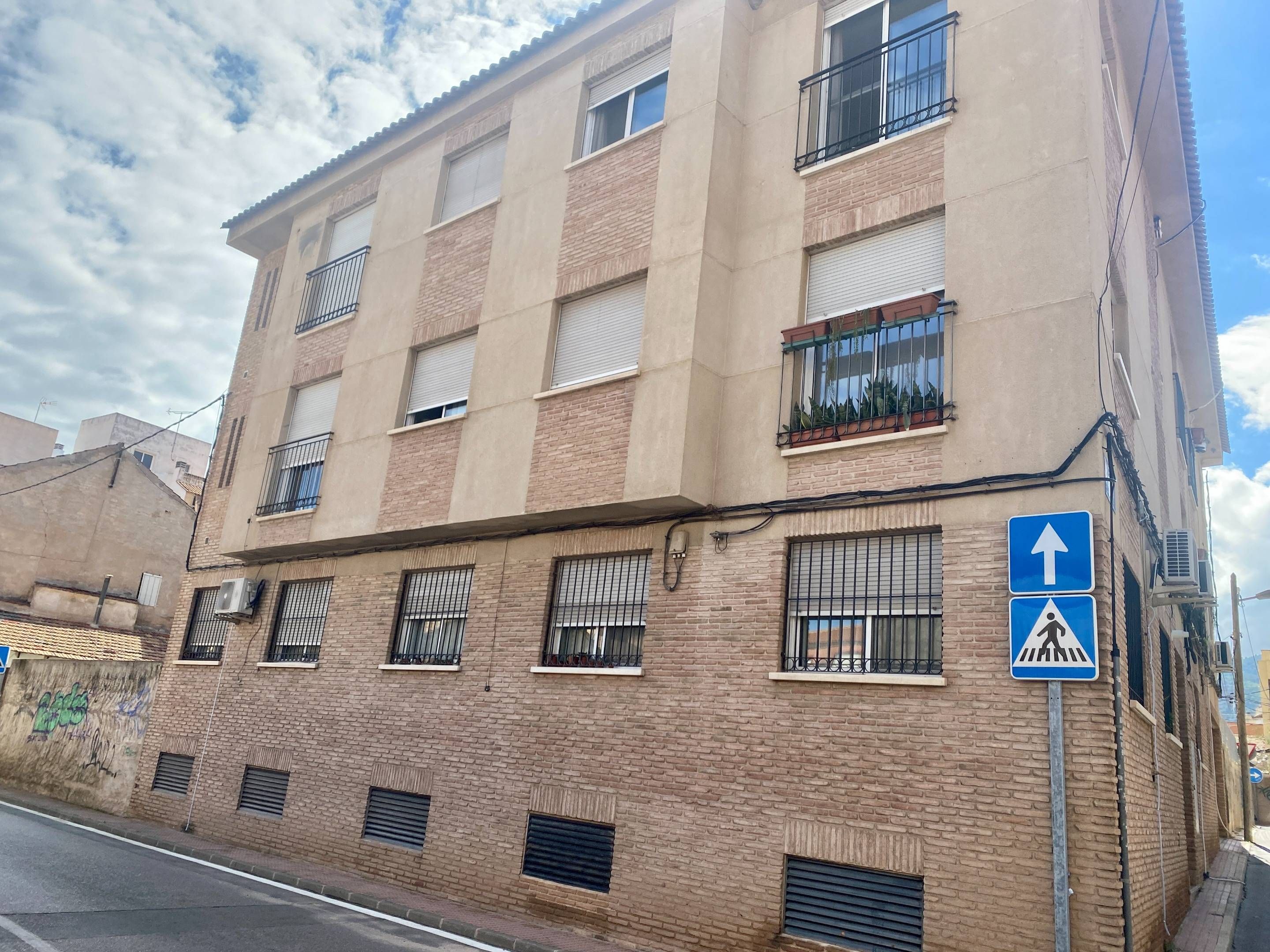 Vista exterior de Pis en venda en  Murcia Capital amb Jardí privat i Traster