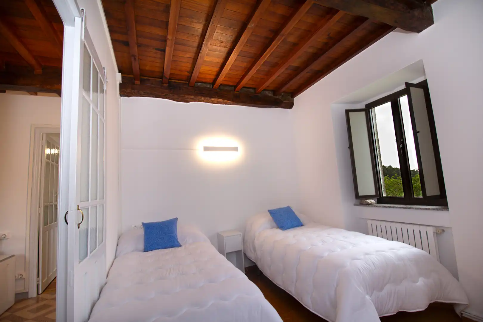 Habitación de Casa o chalet de alquiler en Cedeira con Calefacción, Jardín privado y Parquet