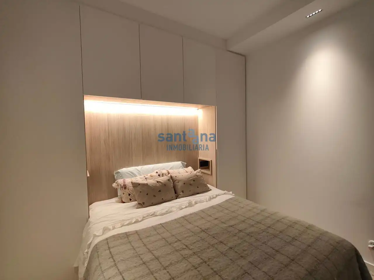 Schlafzimmer von Wohnungen zur Miete in León Capital  mit Heizung, Möbliert und Haustechnik