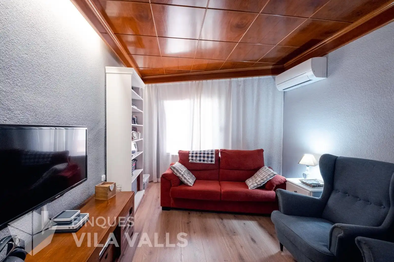 Sala d'estar de Pis en venda en Caldes de Montbui amb Aire condicionat, Calefacció i Parquet