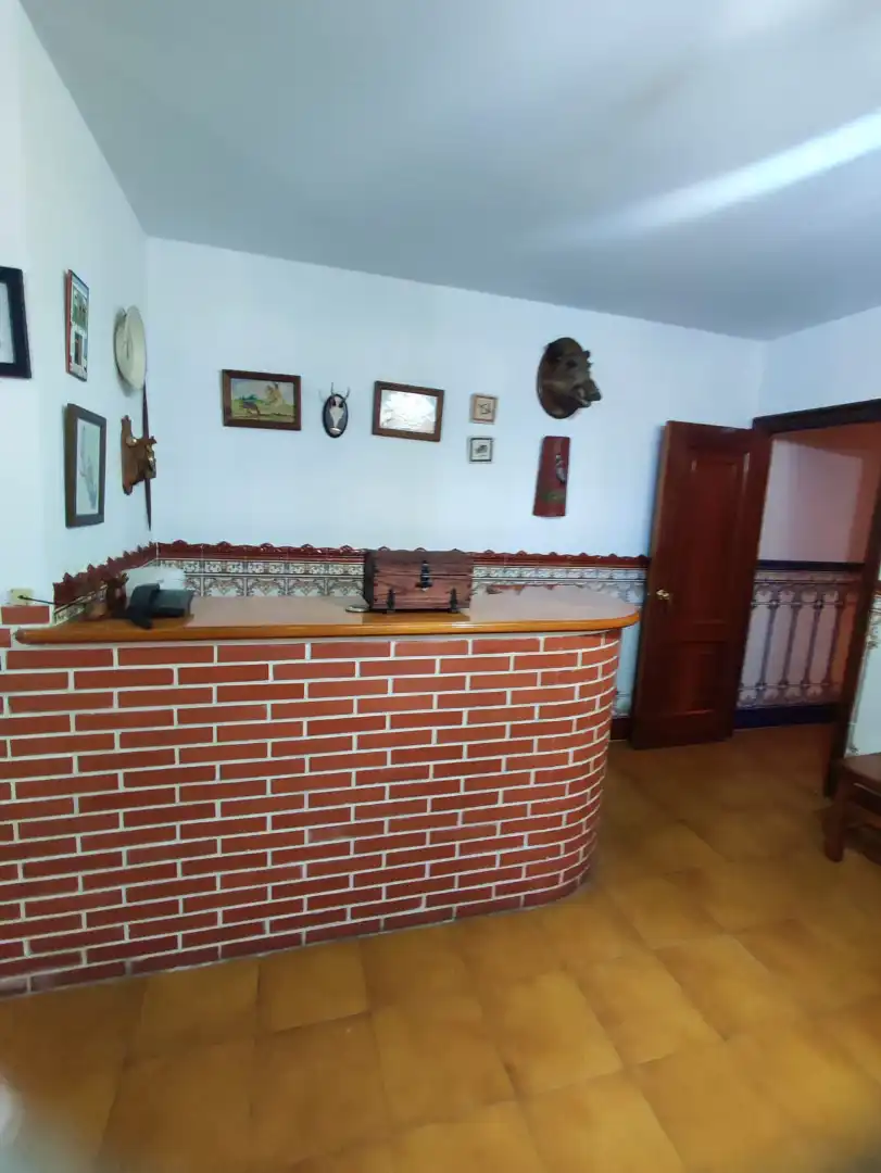 Haus oder Chalet zum Verkauf in Plasencia mit Heizung, Privatgarten und Terrasse