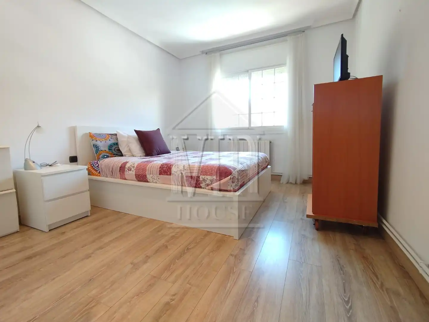 Habitación de Piso en venta en Badalona con Aire acondicionado y Amueblado