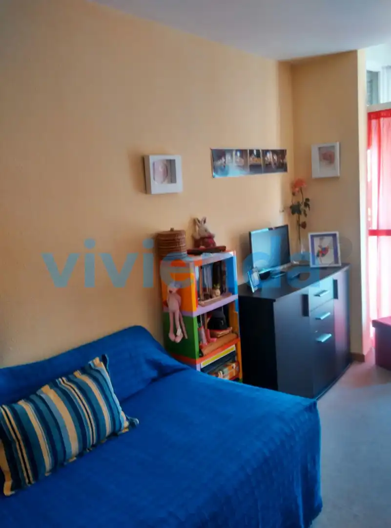 Living room of Flat for sale in Madrid  with Air Conditioner, Heating and Storage room