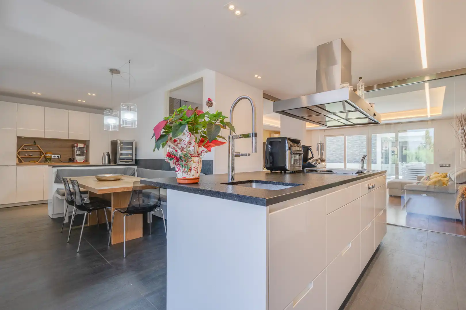 Cocina de Casa adosada en venta en Sant Quirze del Vallès con Aire acondicionado, Calefacción y Jardín privado