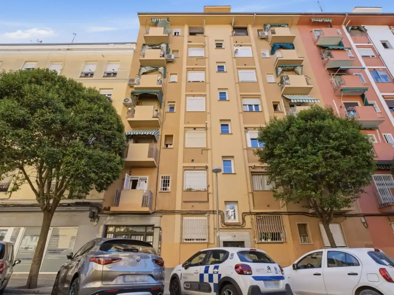 Vista exterior de Piso en venta en  Madrid Capital con Aire acondicionado