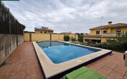 Swimming pool of House or chalet for sale in  Córdoba Capital  with Air Conditioner, Heating and Community pool