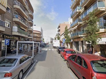 Appartement avec balcon à vendre à Calle PERE BADIA 5