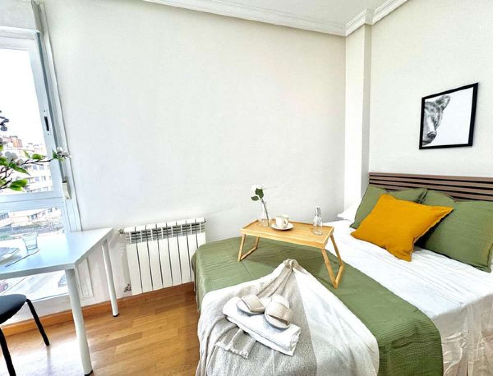 Bedroom of Flat to share in  Madrid Capital  with Air Conditioner, Heating and Terrace