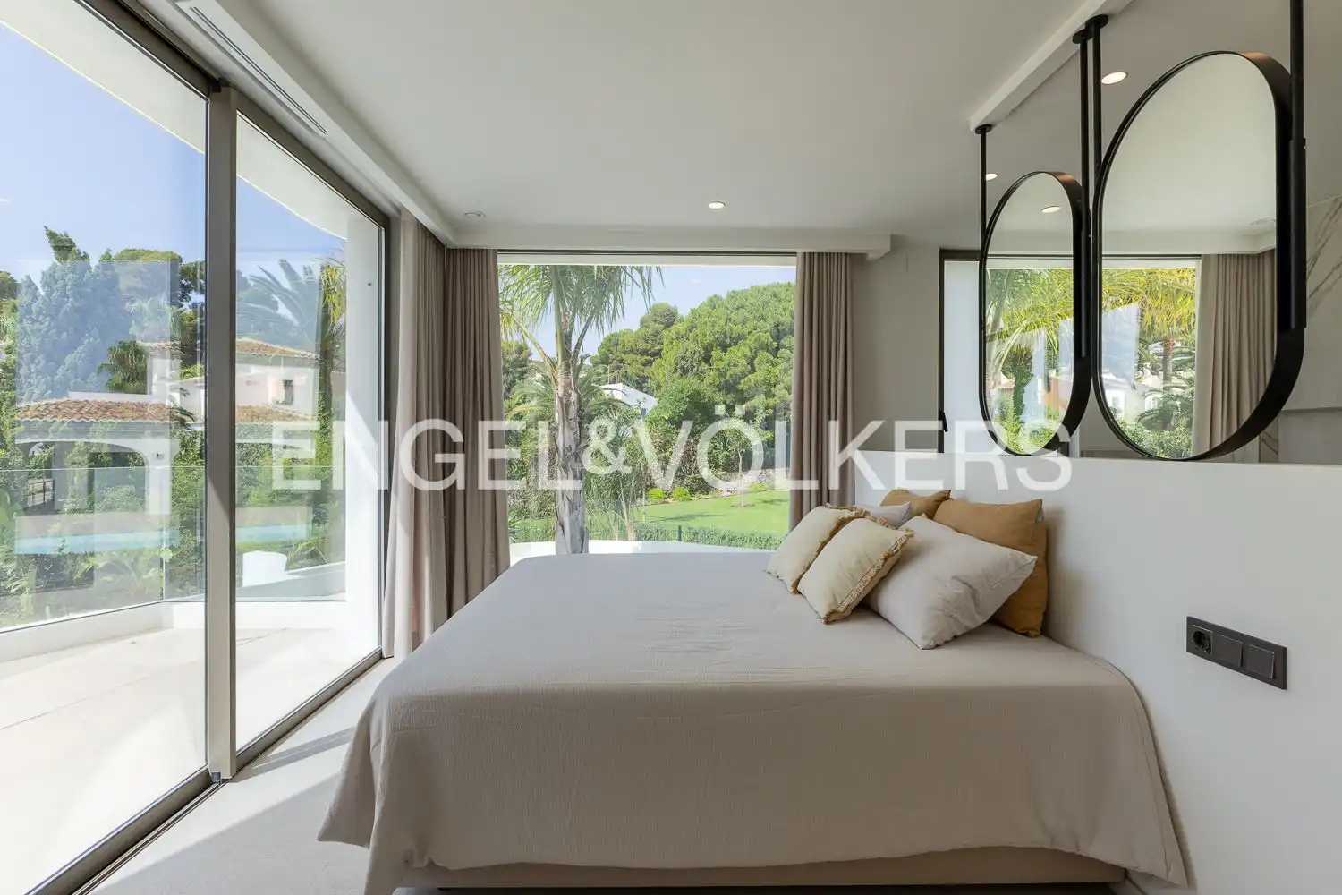 Dormitori de Casa o xalet en venda en Jávea / Xàbia amb Aire condicionat, Calefacció i Jardí privat