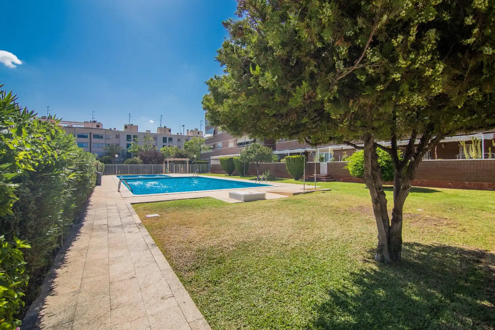 Swimming pool of Detached homes for sale in Elche / Elx  with Air Conditioner, Heating and Private garden