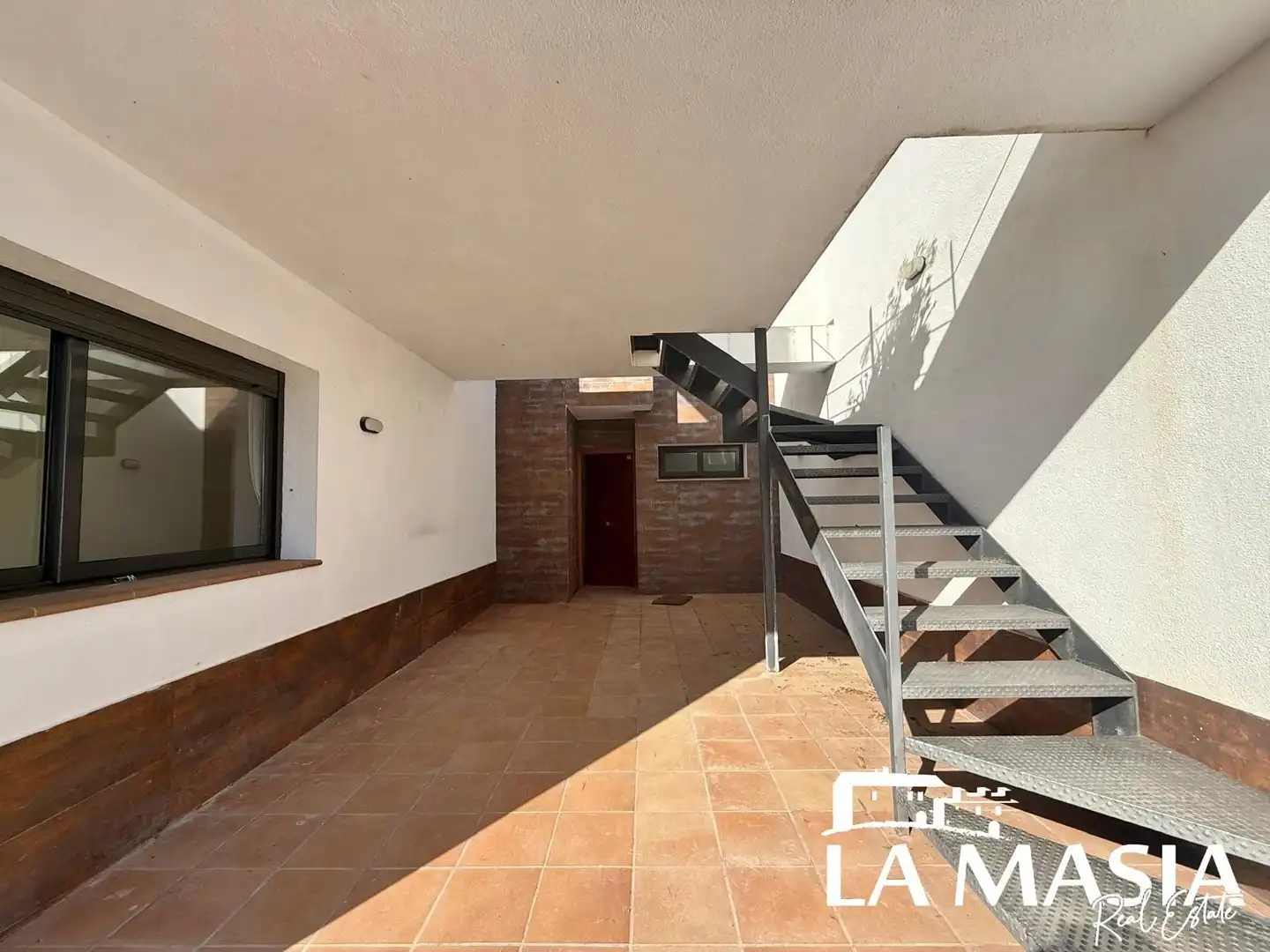 Haus oder Chalet zum Verkauf in Olivella mit Heizung, Privatgarten und Abstellraum