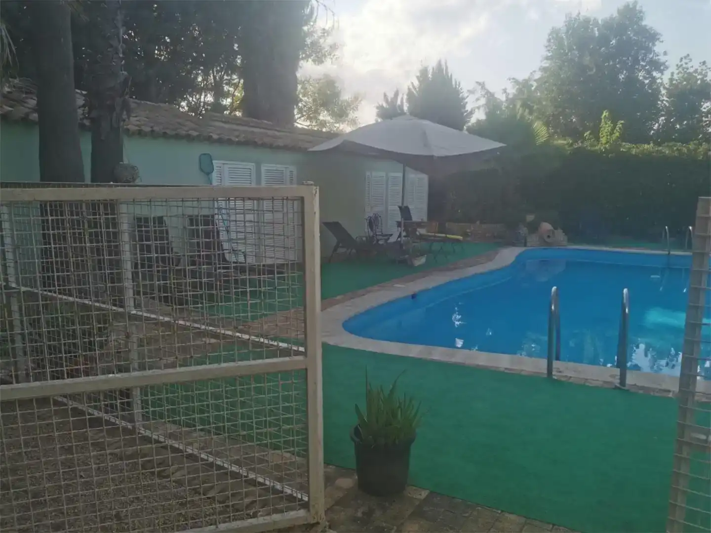 Piscina de Casa o xalet en venda en Canals amb Aire condicionat, Jardí privat i Parquet