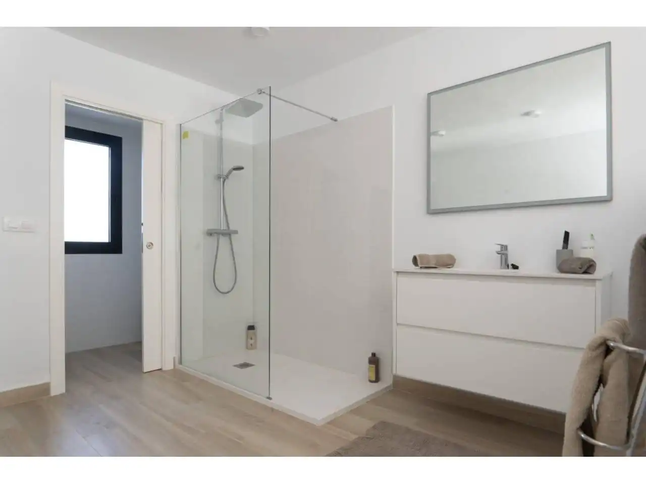 Dúplex en venta en Calle Santiago de Compostela, Sotogrande Costa