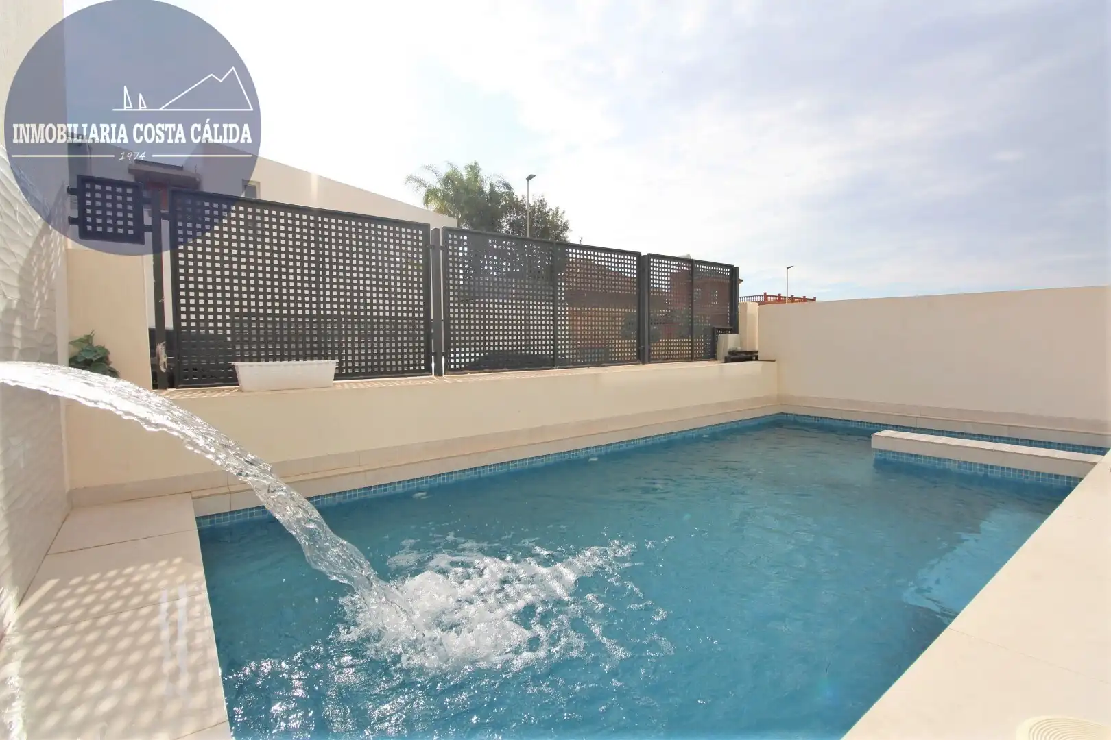 Piscina de Casa adosada en venta en Águilas con Aire acondicionado, Calefacción y Jardín privado