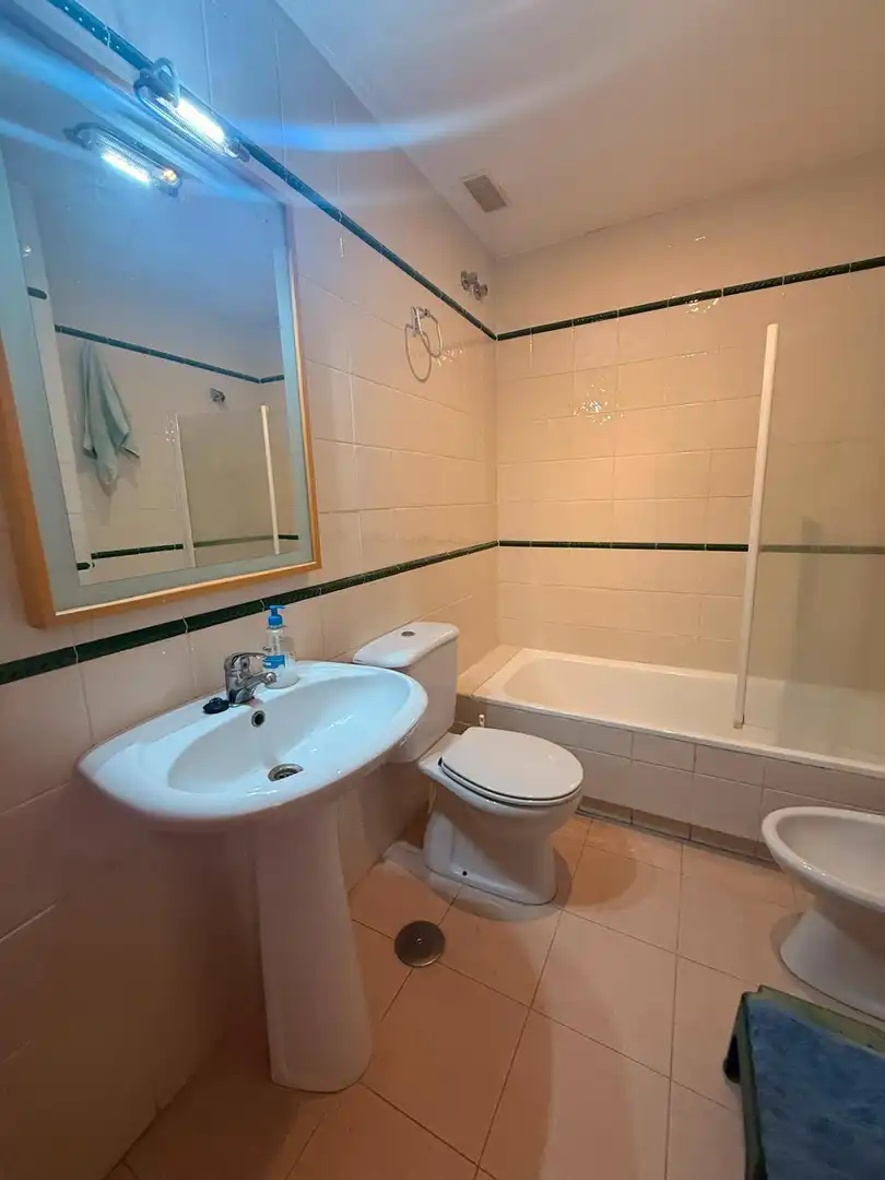 Bathroom of Flat for sale in Algeciras  with Private garden