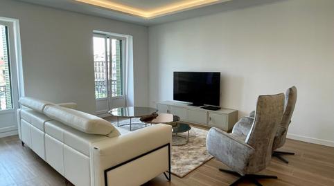 Photo 2 of Flat to rent in Plaza del Castillo, Casco Antiguo, Navarra