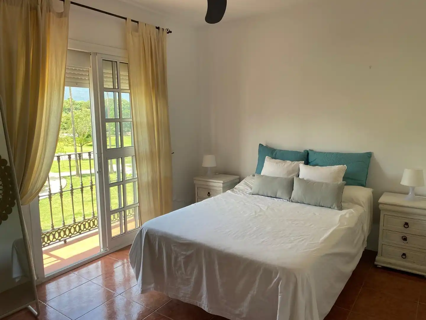 Habitación de Casa o chalet en venta en Los Barrios con Jardín privado y Balcón